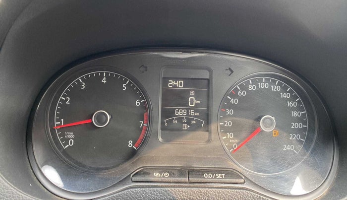 2017 Volkswagen Ameo HIGHLINE1.2L PLUS 16 ALLOY, Petrol, Manual, 68,890 km, Odometer Image