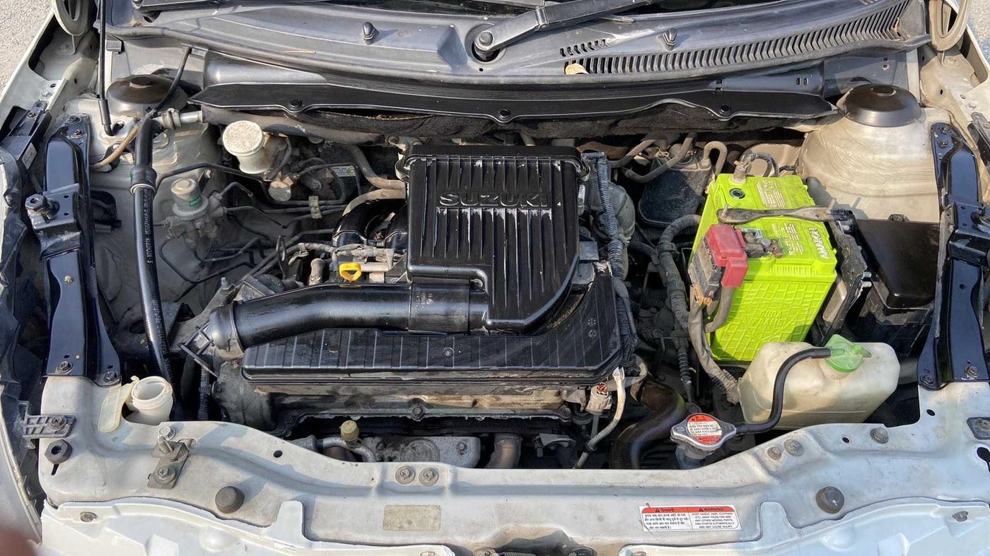 2012 Maruti Swift VXI, Petrol, Manual, 83,512 km, Open Bonet