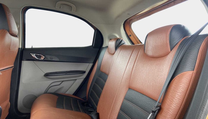 2018 Tata Tiago XZ PETROL, Petrol, Manual, 18,026 km, Right Side Rear Door Cabin