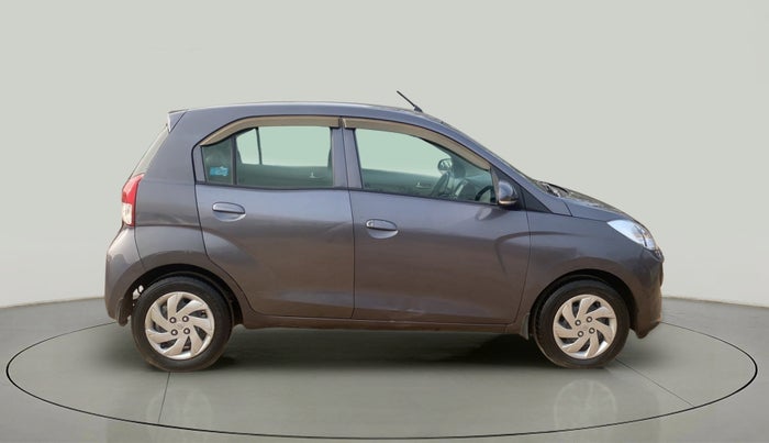 2018 Hyundai NEW SANTRO SPORTZ MT, Petrol, Manual, 35,761 km, Right Side View