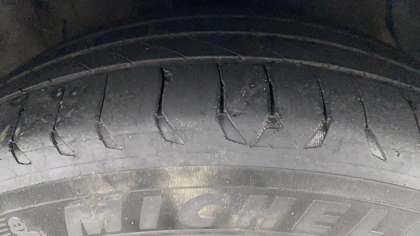 2016 Hyundai New Elantra 1.8 SX AT VTVT, Petrol, Automatic, 76,704 km, Right Front Tyre Tread