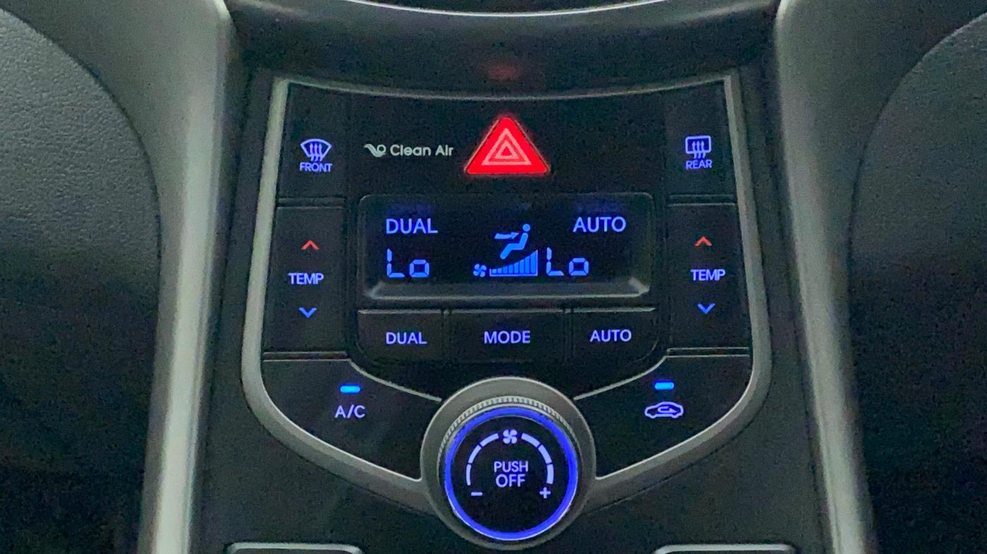 2016 Hyundai New Elantra 1.8 SX AT VTVT, Petrol, Automatic, 76,704 km, Automatic Climate Control