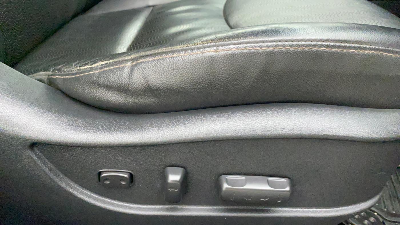 2016 Hyundai New Elantra 1.8 SX AT VTVT, Petrol, Automatic, 76,704 km, Driver Side Adjustment Panel