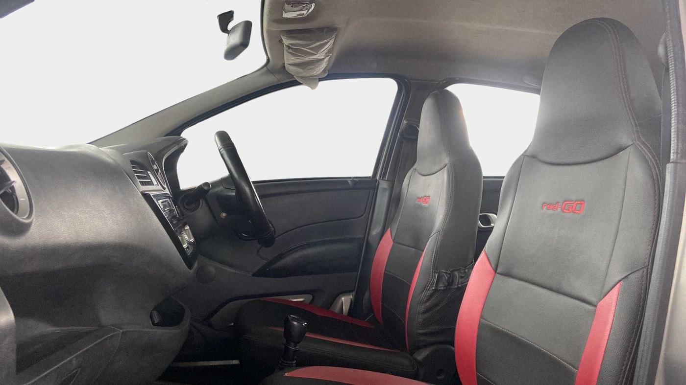 2019 Datsun Redi Go S, Petrol, Manual, 38,906 km, Right Side Front Door Cabin