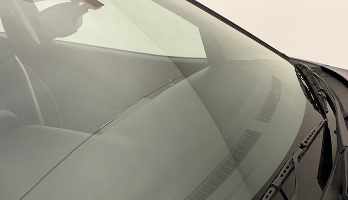2020 Maruti Baleno ZETA PETROL 1.2, Petrol, Manual, 14,865 km, Front windshield - Minor spot on windshield