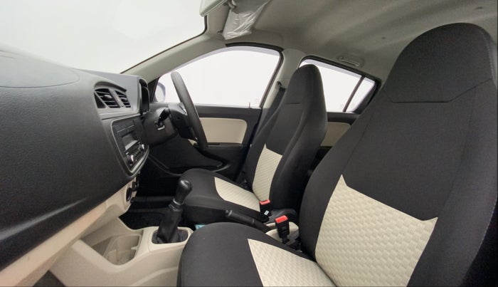 2022 Maruti Alto VXI, Petrol, Manual, 2,537 km, Right Side Front Door Cabin
