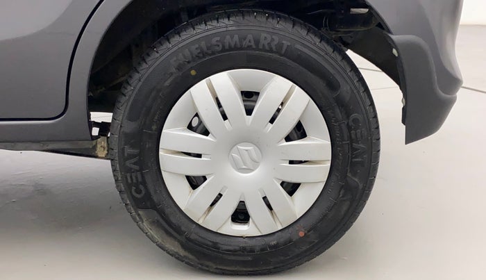 2022 Maruti Alto VXI, Petrol, Manual, 2,537 km, Left Rear Wheel