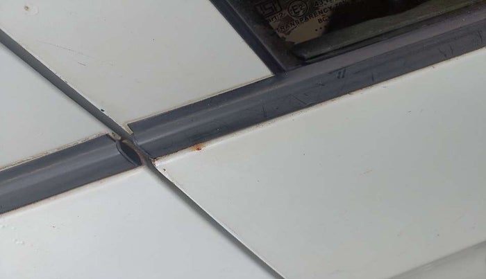 2012 Hyundai Eon ERA +, Petrol, Manual, 67,309 km, Driver-side door - Slightly rusted