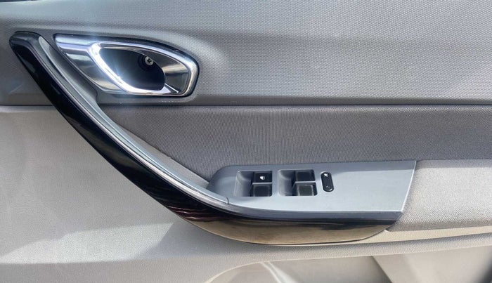 2021 Tata TIGOR XZA PLUS PETROL, Petrol, Automatic, 20,050 km, Driver Side Door Panels Control