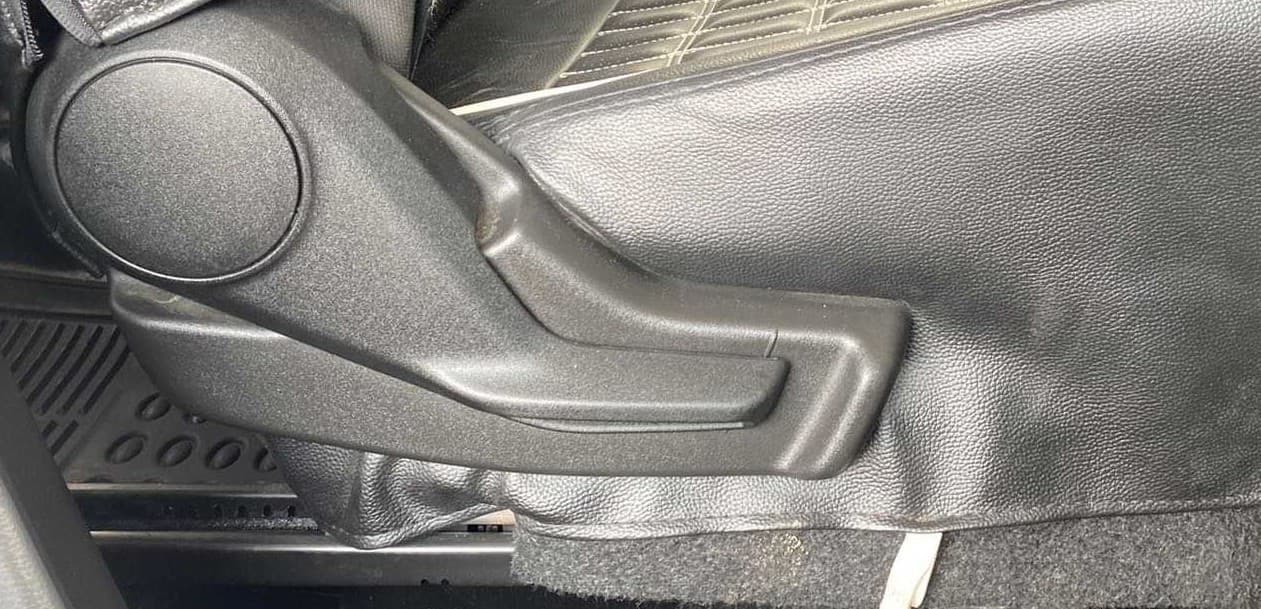 2020 Maruti IGNIS SIGMA 1.2, Petrol, Manual, 15,769 km, Driver Side Adjustment Panel