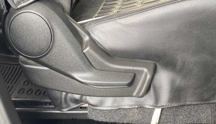 2020 Maruti IGNIS SIGMA 1.2, Petrol, Manual, 15,769 km, Driver Side Adjustment Panel