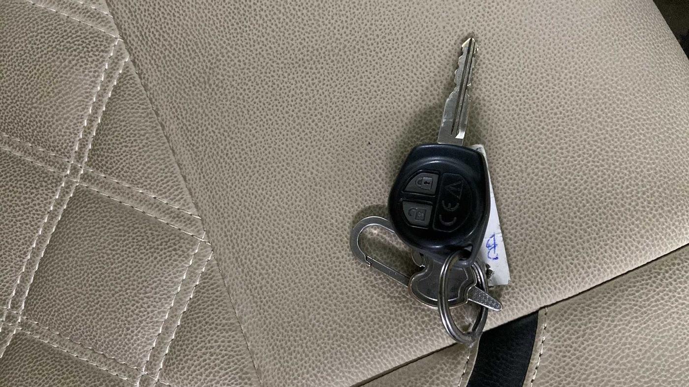 2020 Maruti Ciaz DELTA 1.5 SHVS MT PETROL, Petrol, Manual, 29,401 km, Key Close Up