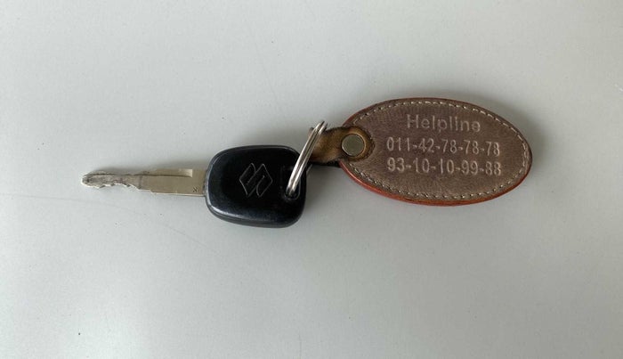 2018 Maruti Dzire LDI, Diesel, Manual, 66,023 km, Key Close Up