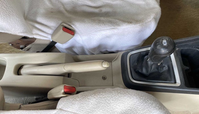2018 Maruti Dzire LDI, Diesel, Manual, 66,023 km, Gear Lever
