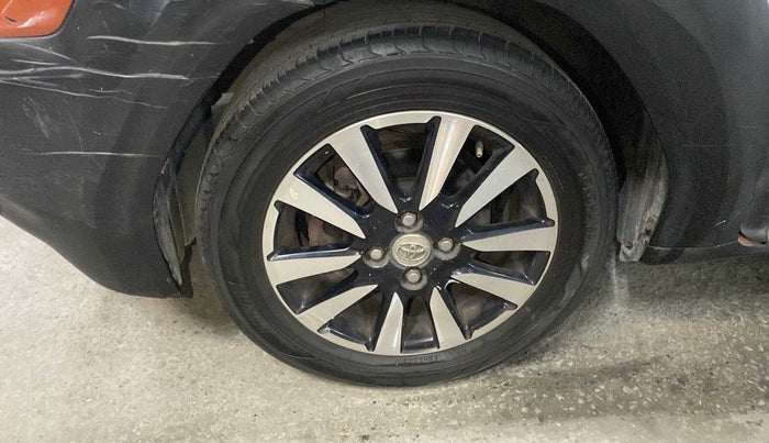 2014 Toyota Etios CROSS 1.4 VD, Diesel, Manual, 95,497 km, Left front tyre - Tyre dimensions are different from each other