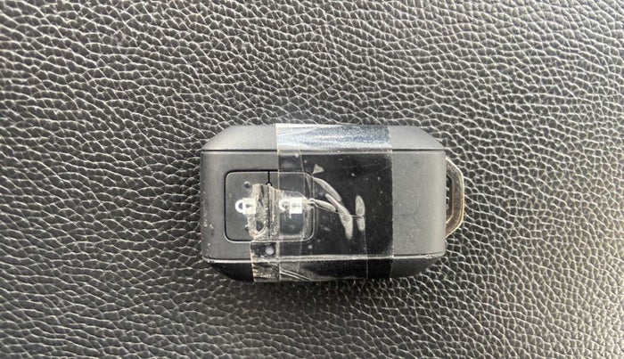 2021 Maruti Baleno ZETA CVT PETROL 1.2, Petrol, Automatic, 6,828 km, Key Close Up