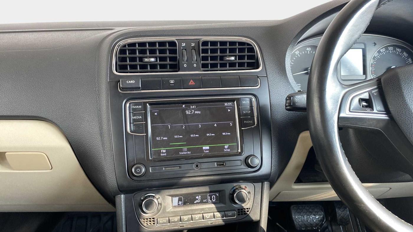 2017 Skoda Rapid STYLE 1.6 MPI AT, Petrol, Automatic, 36,795 km, Air Conditioner