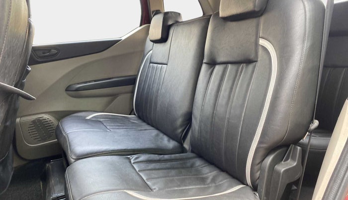 2019 Renault TRIBER RXT, Petrol, Manual, 69,604 km, Right Side Rear Door Cabin