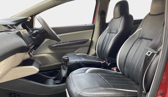 2019 Renault TRIBER RXT, Petrol, Manual, 69,604 km, Right Side Front Door Cabin