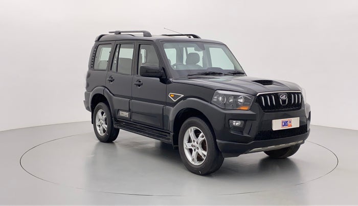 2014 Mahindra Scorpio S10, Diesel, Manual, 23,095 km, Right Front Diagonal