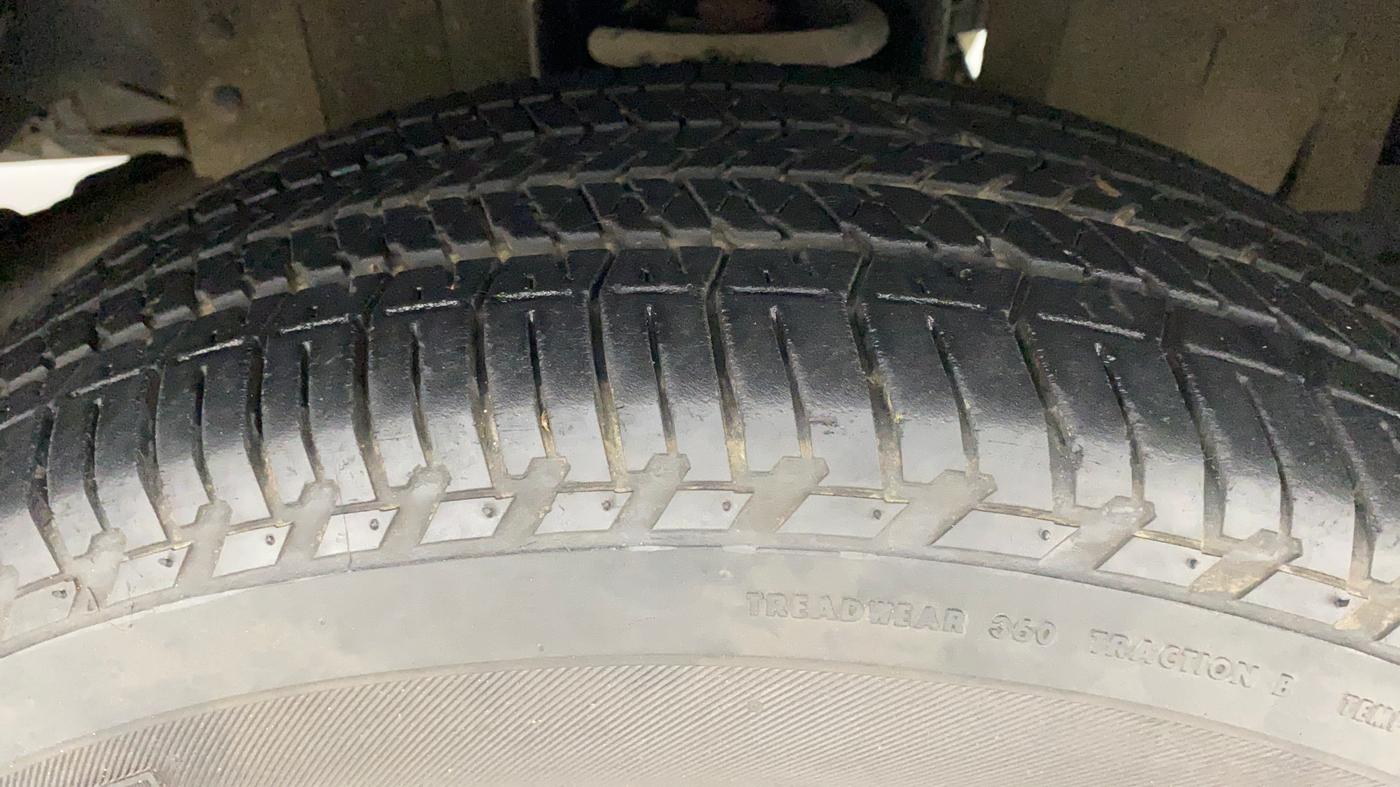 2014 Mahindra Scorpio S10, Diesel, Manual, 23,095 km, Right Front Tyre Tread