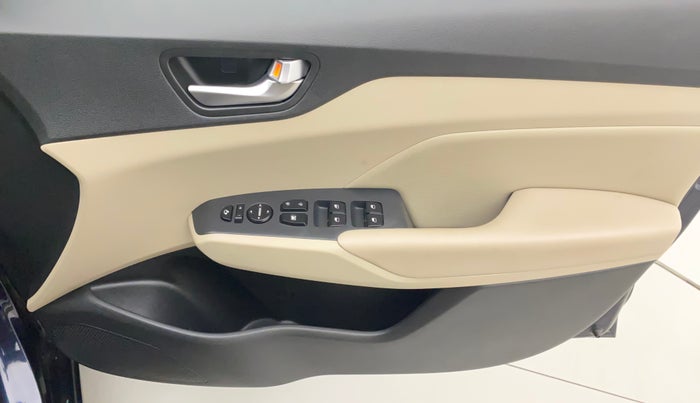 2022 Hyundai Verna SX (O) 1.5 CRDI, Diesel, Manual, 16,368 km, Driver Side Door Panels Control