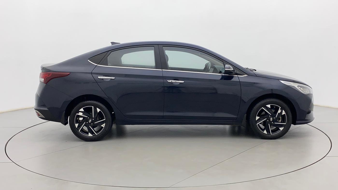 2022 Hyundai Verna SX (O) 1.5 CRDI, Diesel, Manual, 16,368 km, Right Side View
