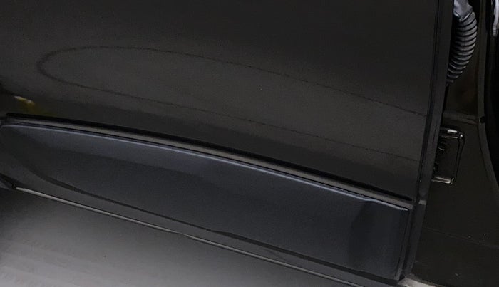 2020 Renault Kwid RXL 1.0 AMT, Petrol, Automatic, 33,195 km, Right rear door - Slightly dented