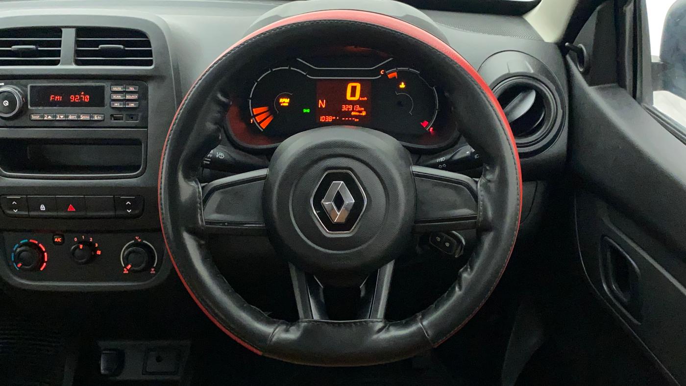 2020 Renault Kwid RXL 1.0 AMT, Petrol, Automatic, 33,195 km, Steering Wheel Close Up