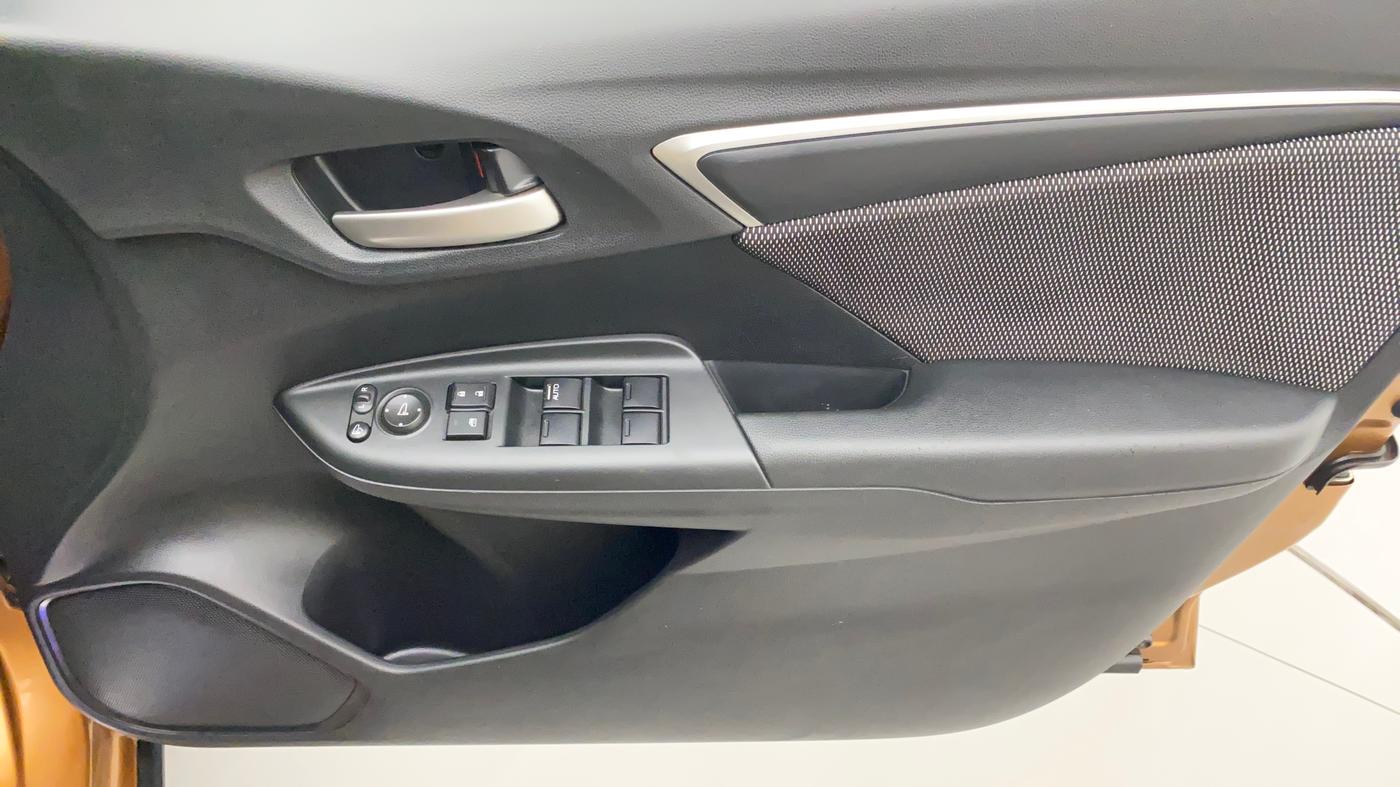 2017 Honda WR-V 1.2L I-VTEC VX MT, Petrol, Manual, 32,758 km, Driver Side Door Panels Control