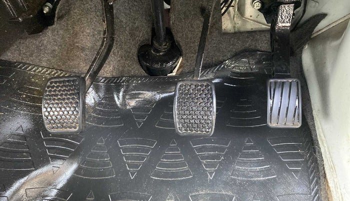 2019 Maruti Eeco 5 STR WITH A/C+HTR, Petrol, Manual, 8,751 km, Pedals