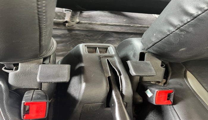 2019 Maruti Eeco 5 STR WITH A/C+HTR, Petrol, Manual, 8,751 km, Driver Side Adjustment Panel