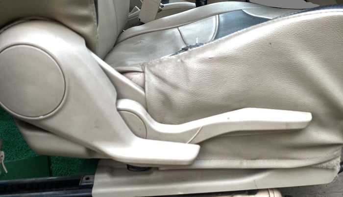 2018 Maruti Dzire VXI, Petrol, Manual, 71,291 km, Driver Side Adjustment Panel