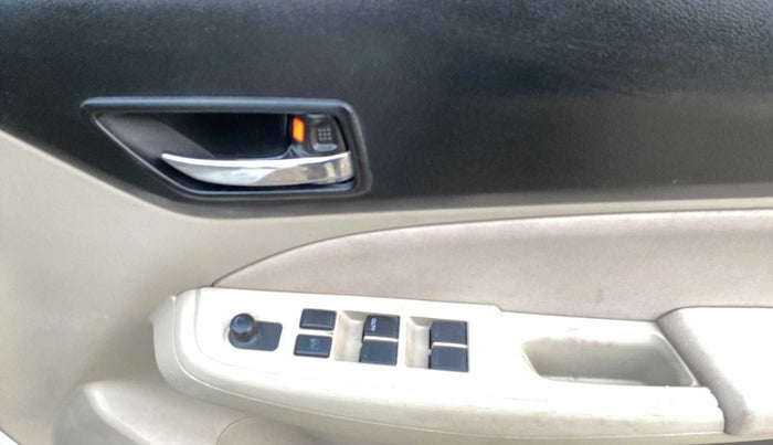 2018 Maruti Dzire VXI, Petrol, Manual, 71,291 km, Driver Side Door Panels Control