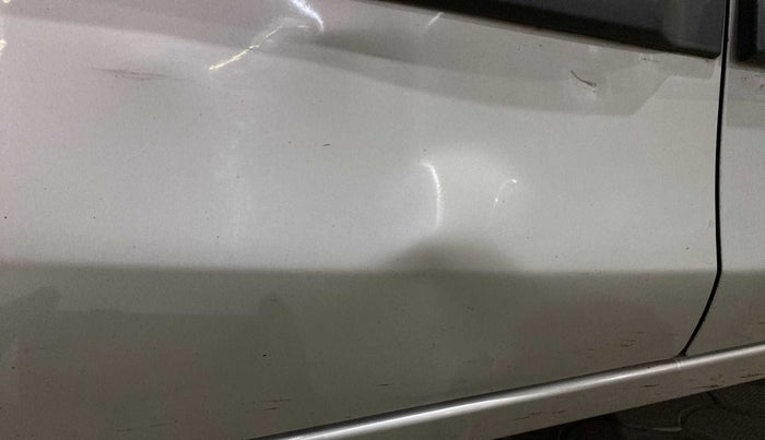 2016 Maruti Alto 800 LXI, Petrol, Manual, 26,791 km, Right rear door - Slightly dented