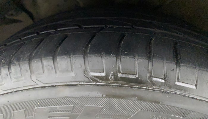 2016 Hyundai Creta SX PLUS AT 1.6 PETROL, Petrol, Automatic, 94,505 km, Left Front Tyre Tread
