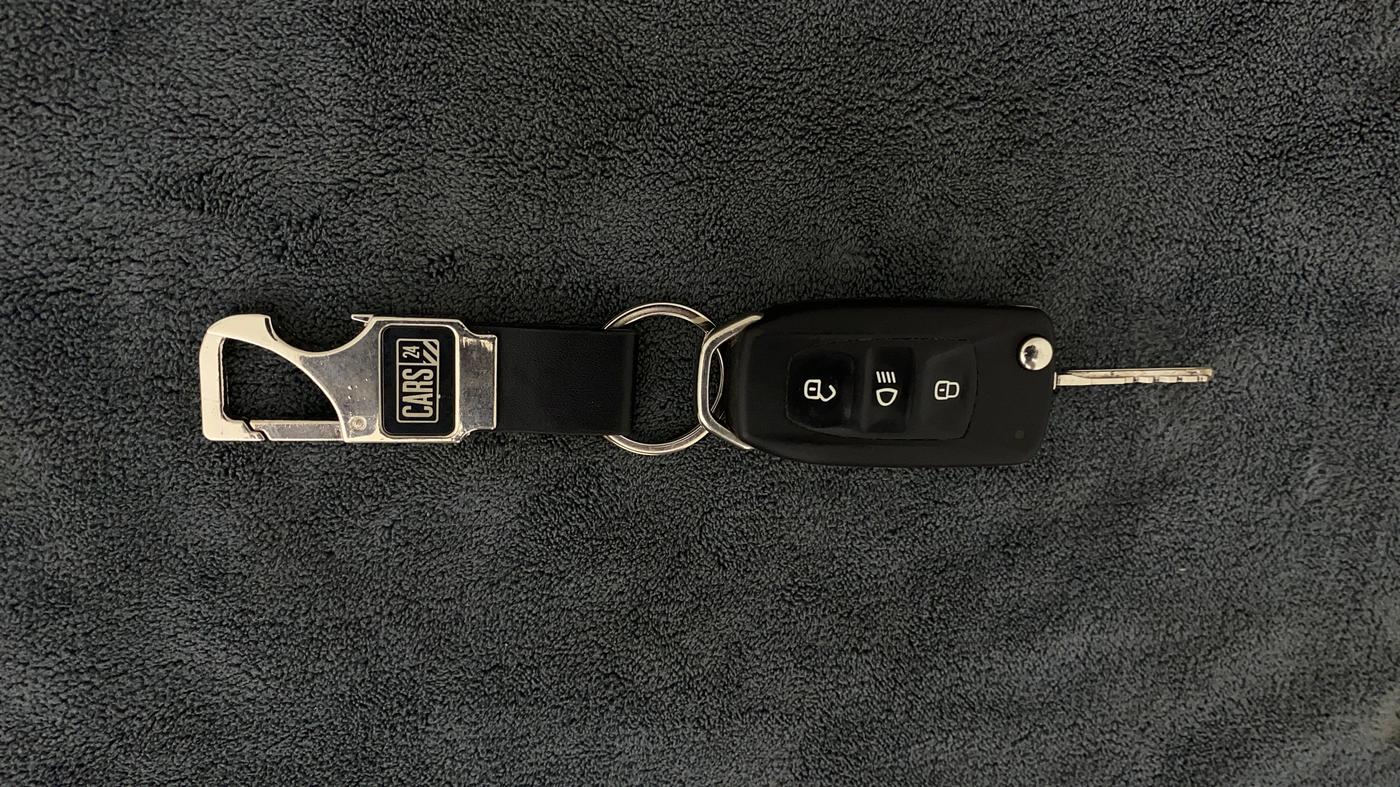 2019 Tata Tiago XZ PLUS PETROL, Petrol, Manual, 44,183 km, Key Close Up