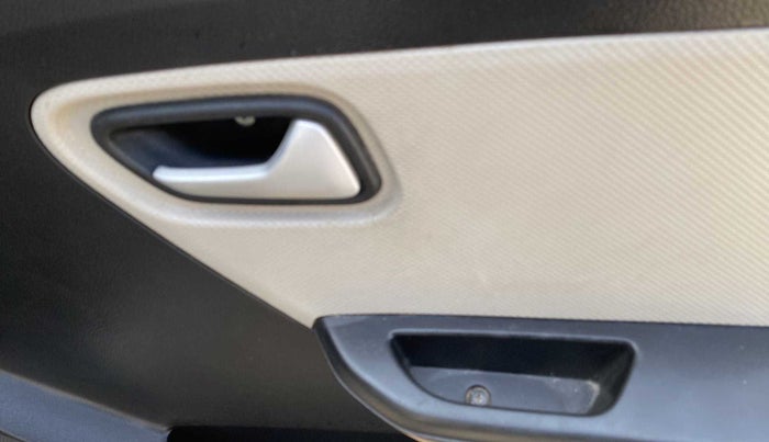 2021 Maruti Alto LXI, Petrol, Manual, 27,589 km, Driver Side Door Panels Control