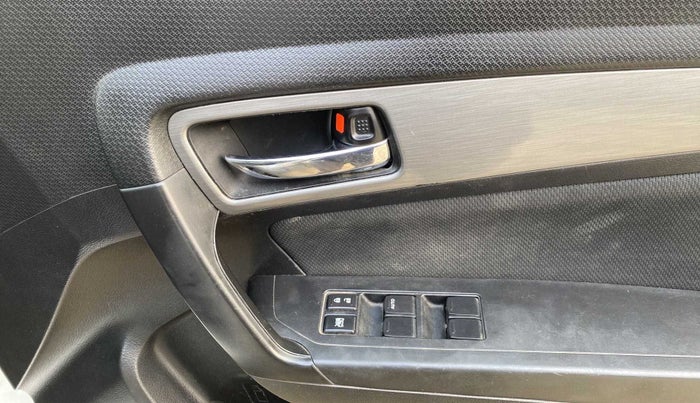 2020 Maruti Vitara Brezza ZDI, Diesel, Manual, 69,864 km, Driver Side Door Panels Control