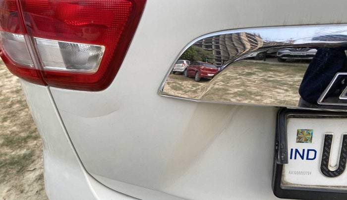 2020 Maruti Vitara Brezza ZDI, Diesel, Manual, 69,864 km, Dicky (Boot door) - Slightly dented