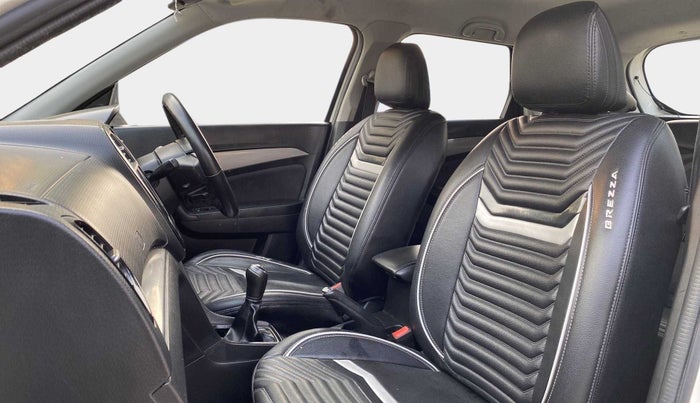 2020 Maruti Vitara Brezza ZDI, Diesel, Manual, 69,864 km, Right Side Front Door Cabin