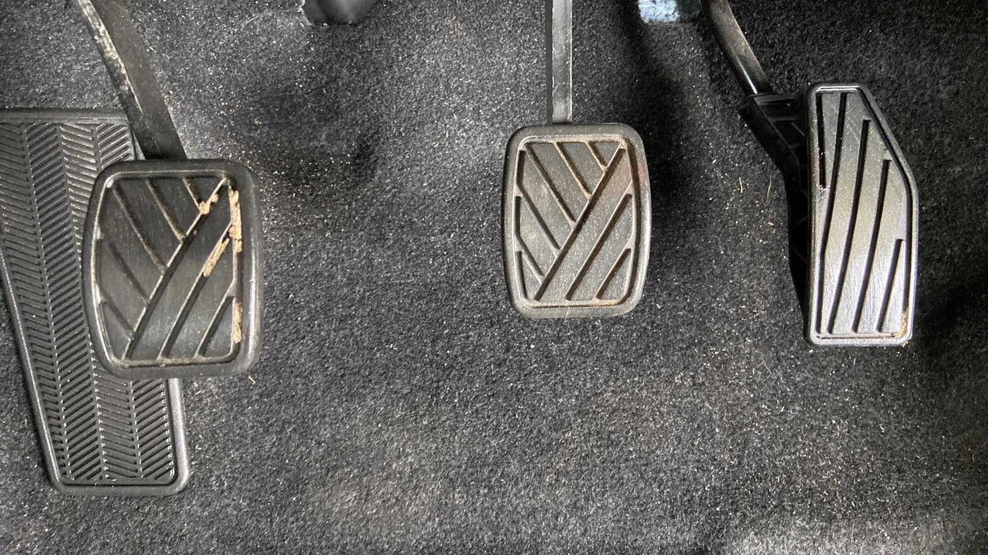2022 Maruti Baleno ZETA PETROL 1.2, Petrol, Manual, 6,602 km, Pedals