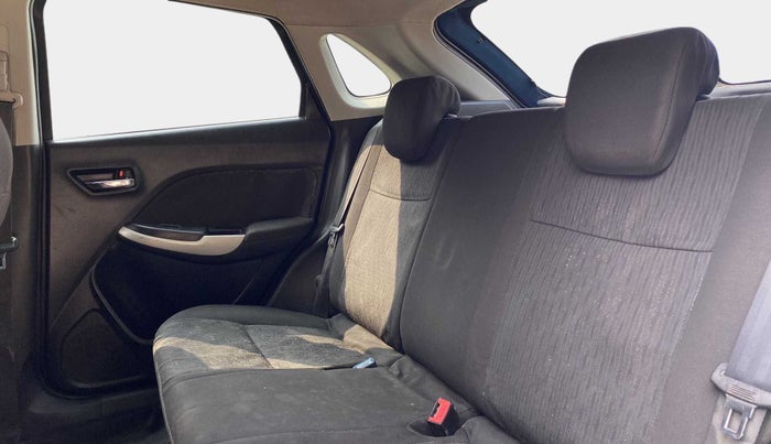 2016 Maruti Baleno ZETA DIESEL 1.3, Diesel, Manual, 98,068 km, Right Side Rear Door Cabin