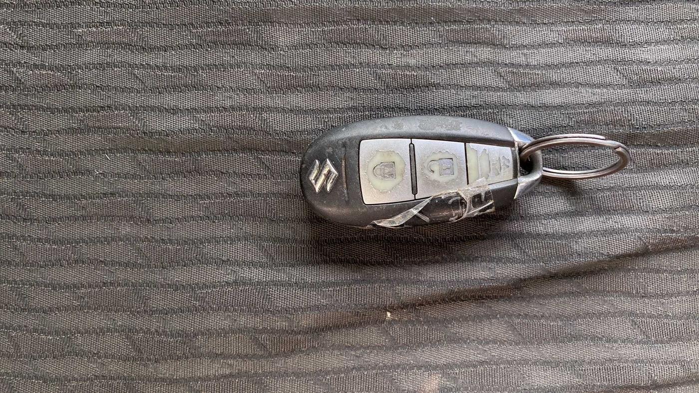 2016 Maruti Baleno ZETA DIESEL 1.3, Diesel, Manual, 98,068 km, Key Close Up