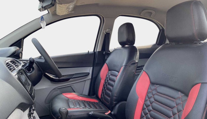 2020 Tata Tiago XT PETROL, Petrol, Manual, 30,463 km, Right Side Front Door Cabin