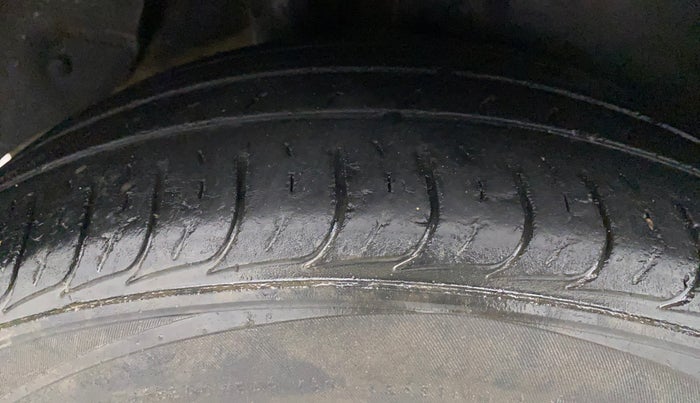 2019 Hyundai Creta EX 1.6 PETROL, Petrol, Manual, 65,700 km, Right Rear Tyre Tread