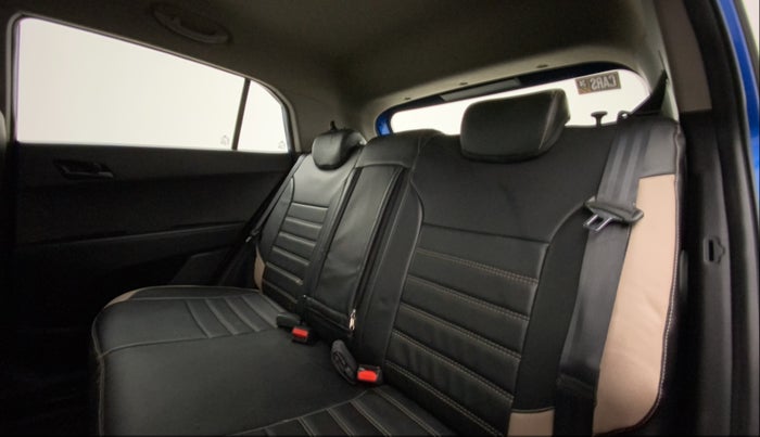 2019 Hyundai Creta EX 1.6 PETROL, Petrol, Manual, 65,700 km, Right Side Rear Door Cabin