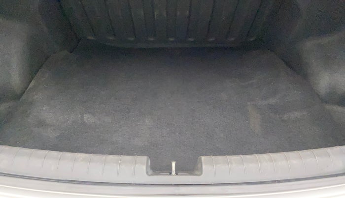 2015 Hyundai Xcent S 1.2, Petrol, Manual, 55,418 km, Boot Inside