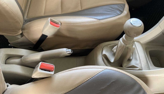 2016 Maruti Ertiga VDI SHVS, Diesel, Manual, 78,955 km, Gear Lever