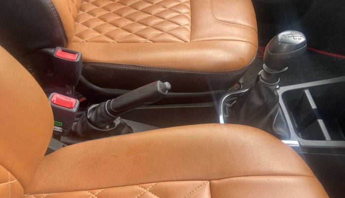 2020 Renault Kwid RXL 1.0, Petrol, Manual, 19,723 km, Gear Lever